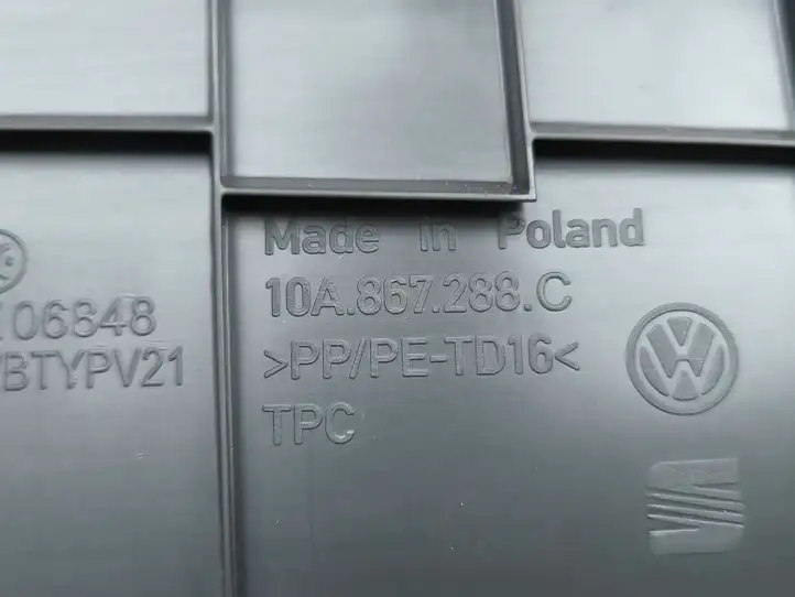 Volkswagen ID.3 (2019 - ) 10A867288C Обшивка стойки D нижняя — фото 15