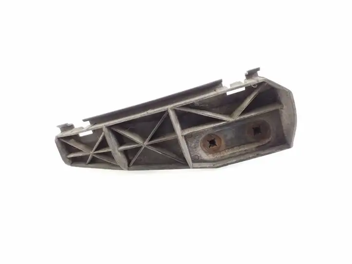 Toyota Corolla Verso AR10 (2004 - 2009) 525630F010 Кронштейн заднего бампера — фото 1