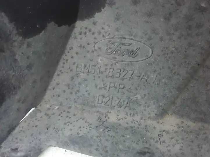 Ford Focus (2011 - 2015) BM518327AA Дефлектор воздуха — фото 3