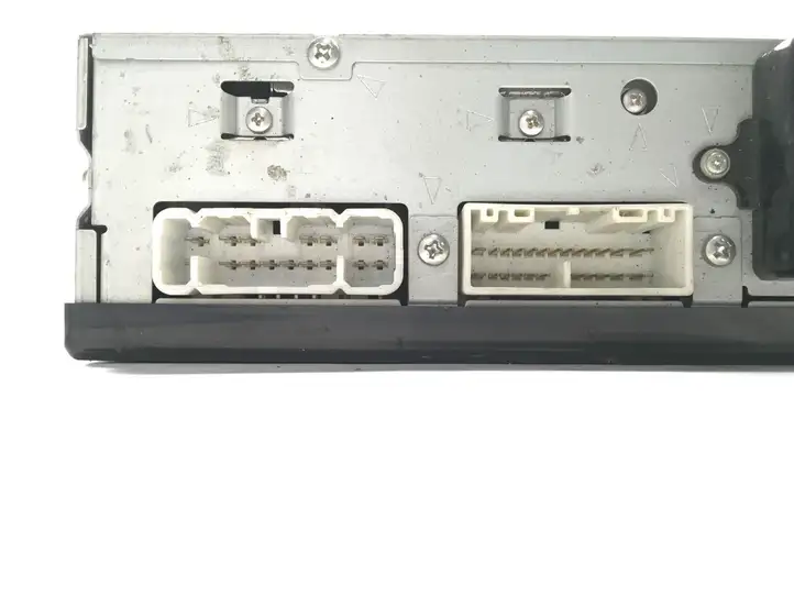 Toyota Land Cruiser (J120) (2002 - 2009) 8628060291 Усилитель звука — фото 2