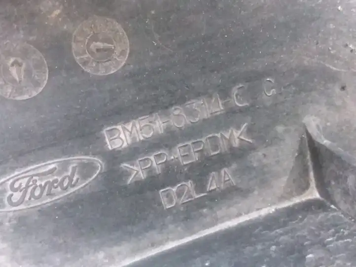 Ford Focus (2011 - 2015) BM518314C Дефлектор воздуха — фото 3