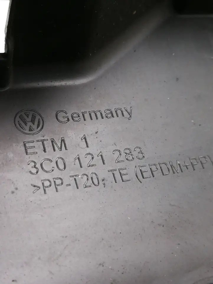 Volkswagen PASSAT B6 (2005 - 2010) 3C0121283 Дефлектор воздуха — фото 3