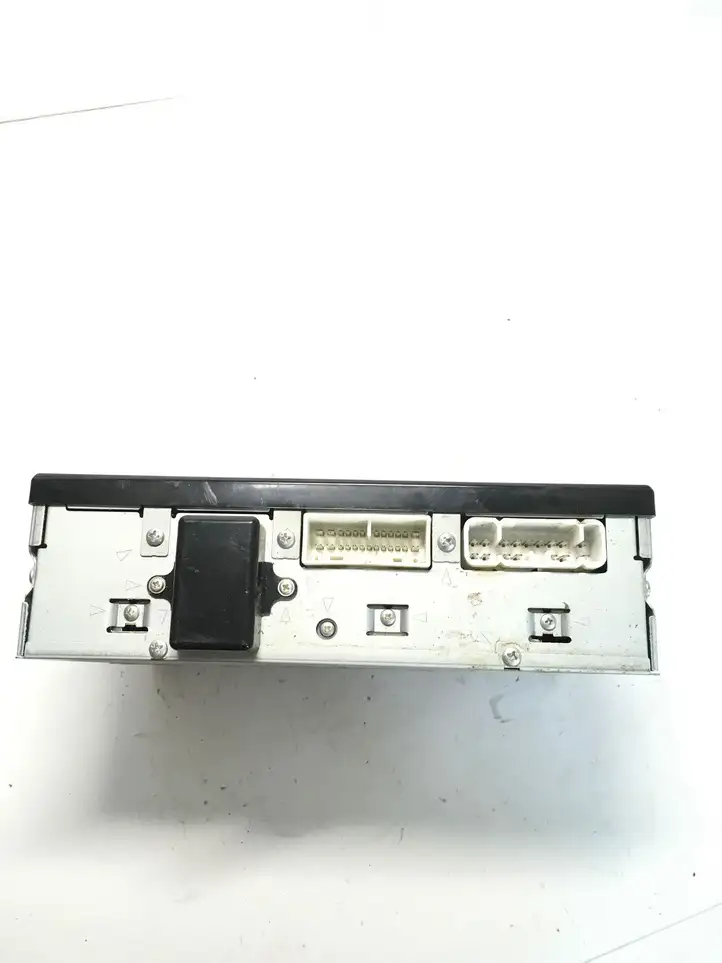 Toyota Land Cruiser (J120) (2002 - 2009) 8628060291 Усилитель звука — фото 2
