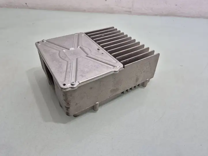 Mercedes-Benz ML W164 (2005 - 2011)  A2518204489 Звукоусилитель