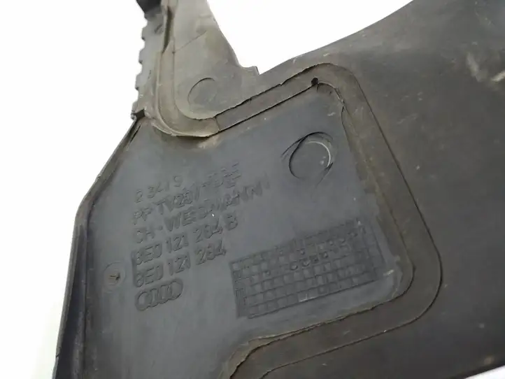 Audi A4 (2000 - 2006)  8E0121284B Устройство (устройства) для отвода воздуха