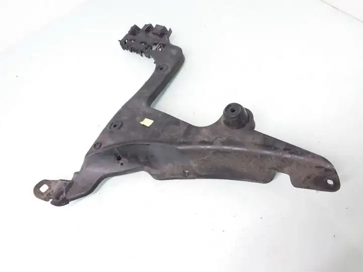 Audi A3/S3 8P (2004 - 2008)  8P4807378A  Держатель заднего бампера (кронштейн)