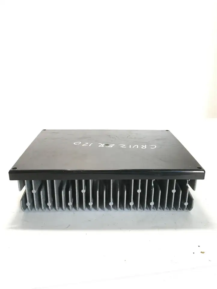 Toyota Land Cruiser (J120) (2002 - 2009) 8628060280 Усилитель звука — фото 3