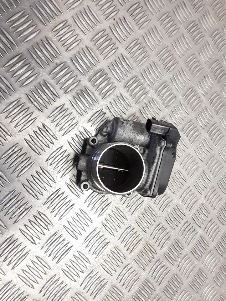 Audi A4 S4 B8 8K (2007 - 2011) 06F133062Q Дроссельная заслонка — фото 1