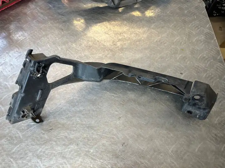 Peugeot 207 (2006 - 2009) 9649679180 Кронштейн заднего бампера — фото 3