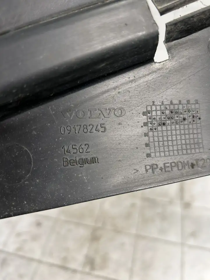 Volvo S60 (2000 - 2004) 09178245 Кронштейн заднего бампера — фото 2