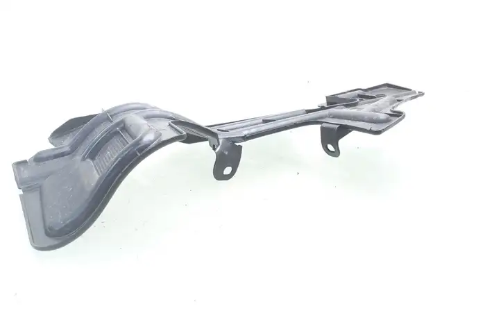 Toyota Avensis T250 (2006 - 2009) 5329305060 Дефлектор воздуха — фото 1
