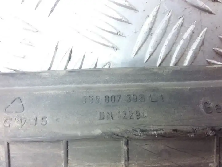 Volkswagen PASSAT B5 (1997 - 2000) 3B9807393L Кронштейн заднего бампера — фото 4