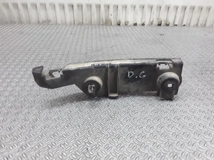 Toyota Corolla Verso E121 (2001 - 2004) Кронштейн заднего бампера — фото 1