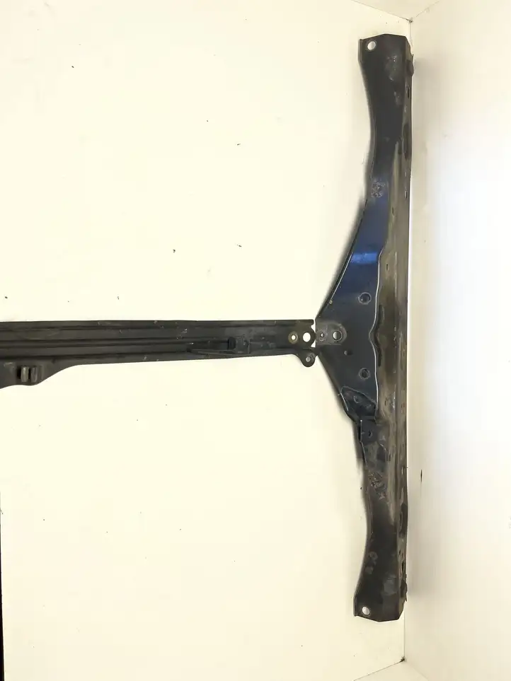 Lexus RX 330 - 350 - 400H (2006 - 2009) Верхняя панель радиатора — фото 4