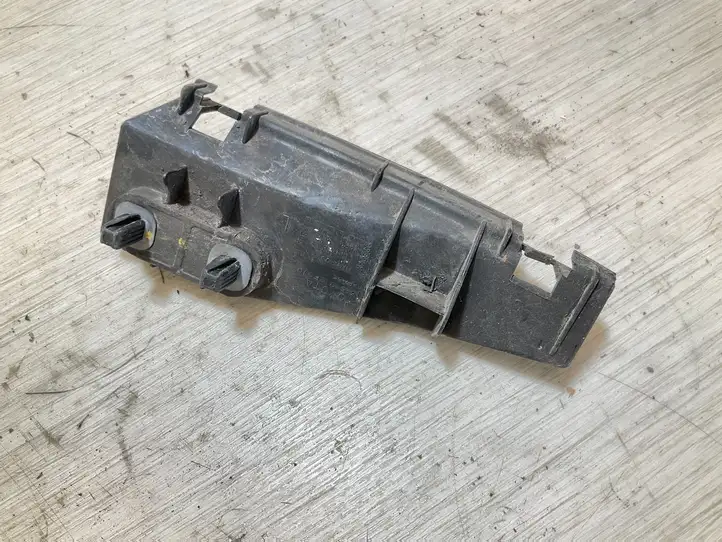 Toyota Corolla Verso AR10 (2004 - 2009) 525630F010 Кронштейн заднего бампера — фото 1