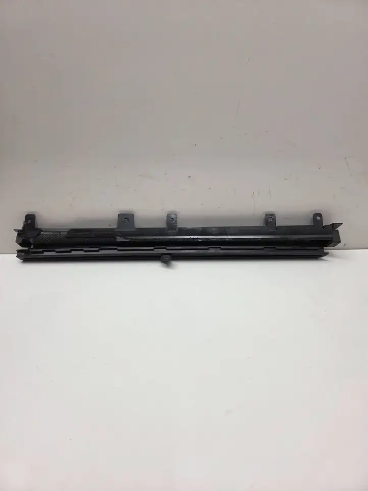 BMW 5 E60 E61 (2004 - 2010) 60980025 Солнцезащитная шторка заднего бокового окна — фото 1