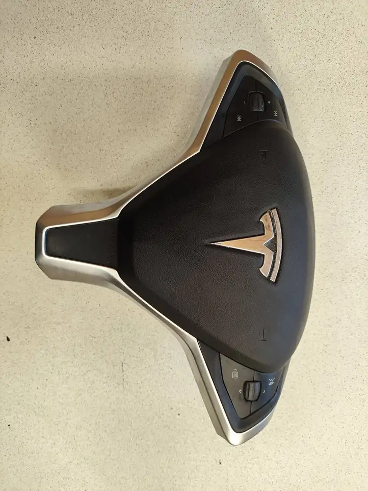 Tesla Model S (2012 - 2016) 0589P1000552 Подушка безопасности руля — фото 1