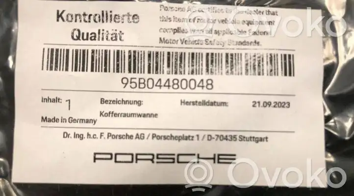 Porsche Macan (95B) (2019 - ) 95B04480048 Резиновый коврик багажника — фото 4