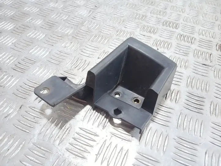 Land Rover Range Rover L322 (2002 - 2005) 7009234 Кронштейн заднего бампера — фото 2