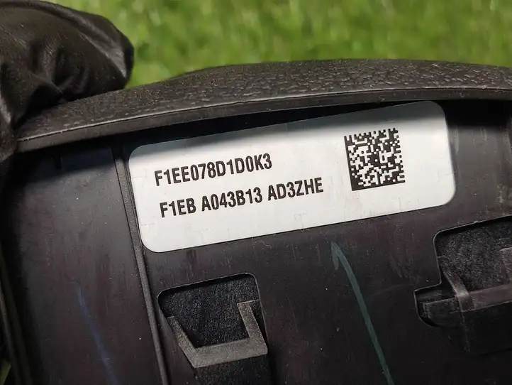 Ford Focus (2015 - 2019) F1EBA043B13 Подушка безопасности руля — фото 2