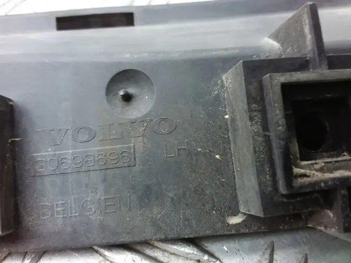 Volvo V50 (2004 - 2008) 30698696 Кронштейн заднего бампера — фото 3