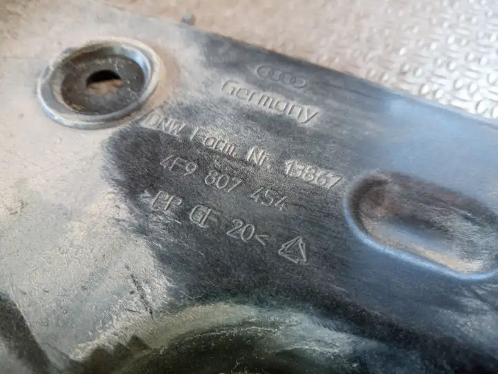 Audi A6 S6 C6 4F (2004 - 2008) 4F9807454 Кронштейн заднего бампера — фото 2