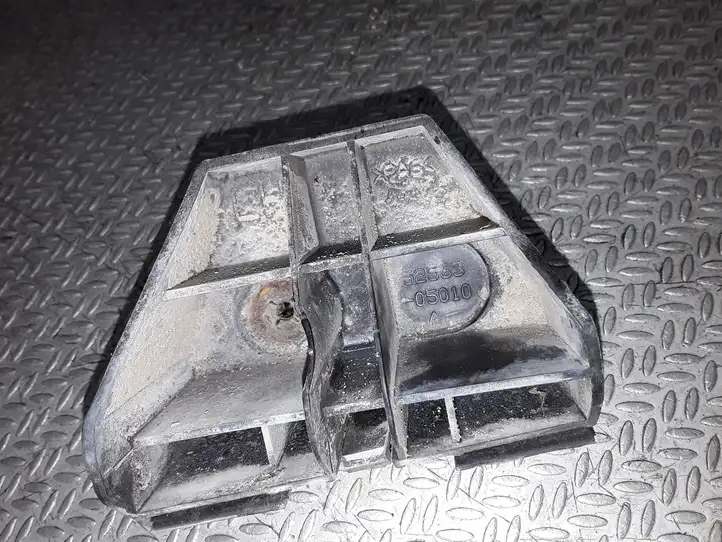 Toyota Avensis T250 (2003 - 2006) 5256305010A Кронштейн заднего бампера — фото 1