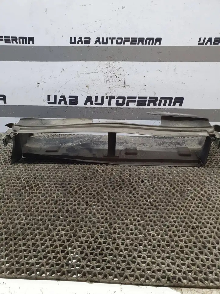 Ford Focus (2011 - 2015) BM518312A Дефлектор воздуха — фото 5