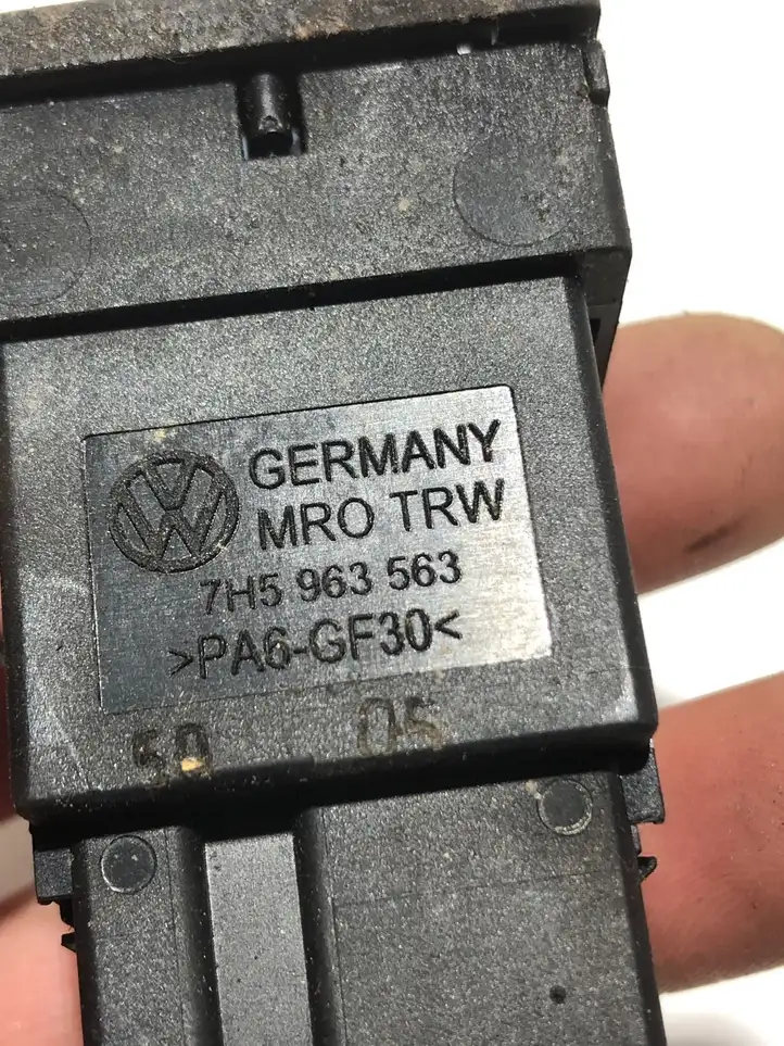 Volkswagen Multivan T5 (2003 - 2015) 7H5963563 Включатель обогрева — фото 4