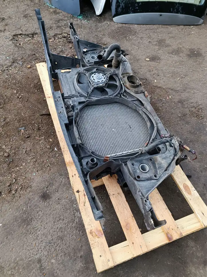 Audi A6 S6 C5 4B (1997 - 2001) Панель радиаторов двигателя — фото 6