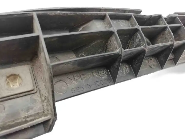 Toyota Corolla E120 E130 (2000 - 2004) 5257513020 Кронштейн заднего бампера — фото 3