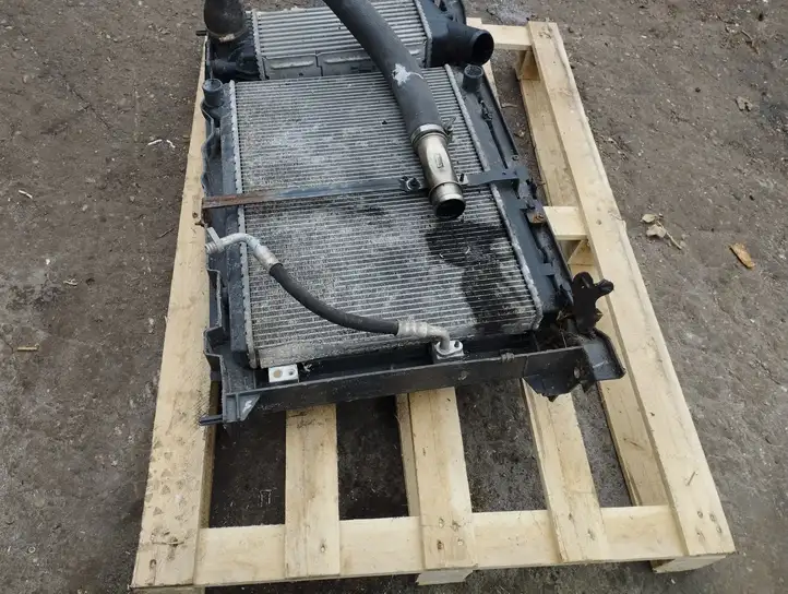 Peugeot 307 CC (2001 - 2005) 9651941680 Панель радиаторов двигателя — фото 4