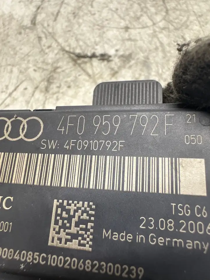 Audi A6 S6 C6 4F (2004 - 2008) 4F0959792F Блок управления дверью — фото 3