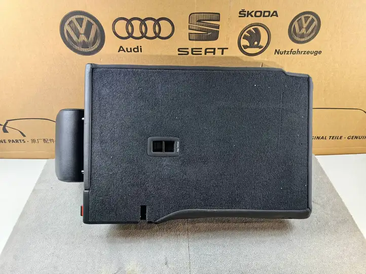 Audi A3/S3 8V (2012 - 2016) 8V588590138M Прочие детали салона — фото 3