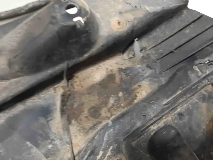 Volkswagen Golf VII (2013 - 2019) 5Q0825272A Боковая защита днища — фото 3