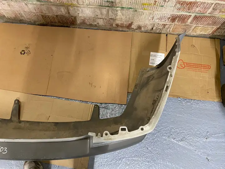 Renault Megane II (2002 - 2005) Задний бампер — фото 4
