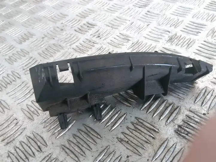 Toyota Corolla Verso E121 (2004 - 2007) 525630F010 Кронштейн заднего бампера — фото 1
