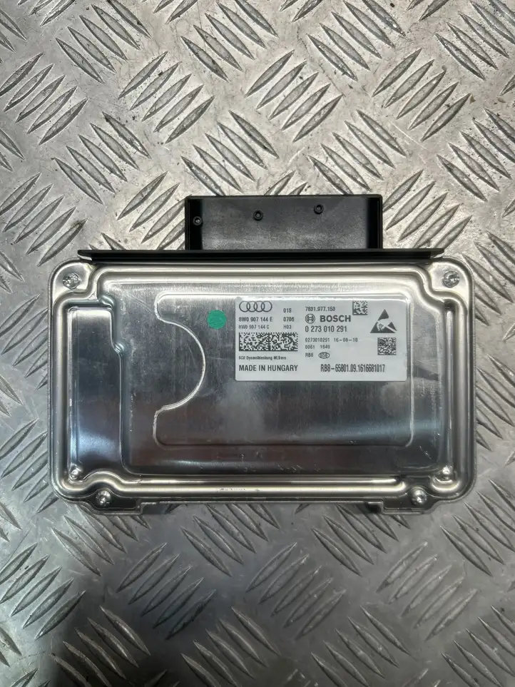 Audi A5 8T 8F (2011 - 2016) 8W0907144E Блок управления рулевой рейкой — фото 2