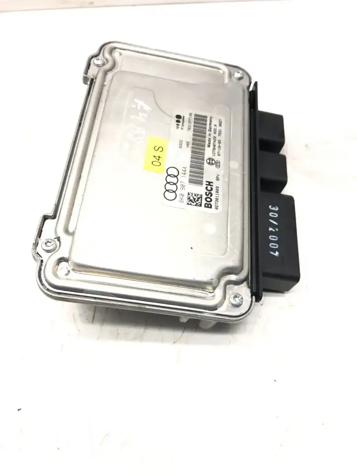 Audi A4 S4 B8 8K (2007 - 2011) 8K0907144A Блок управления рулевой рейкой — фото 3