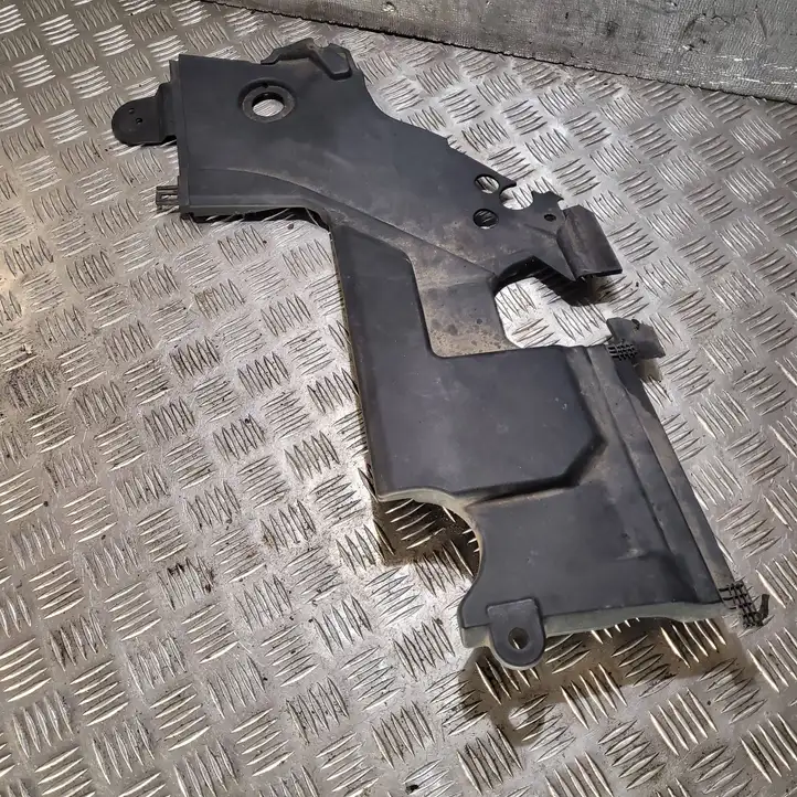 Toyota Avensis T250 (2006 - 2009) 5379505031 Облицовка радиатора — фото 1