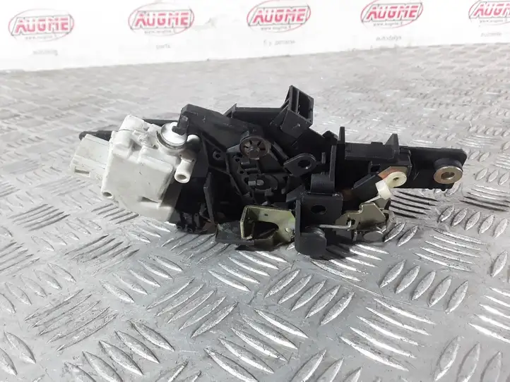 Audi A3/S3 8L (2000 - 2003) 4B0827565 Замок крышки багажника — фото 2