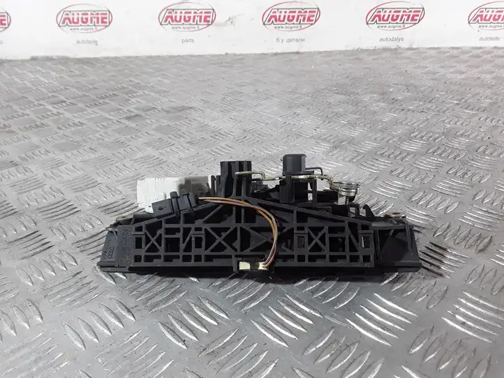 Audi A3/S3 8L (2000 - 2003) 4B0827565 Замок крышки багажника — фото 5