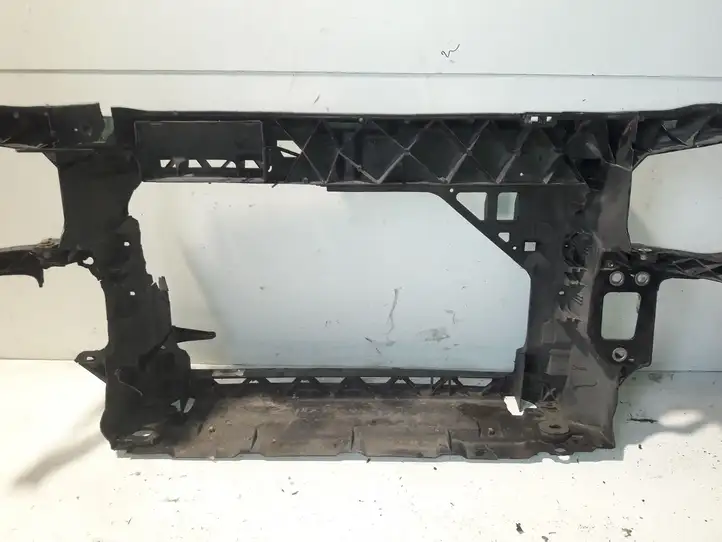 Seat Ibiza IV (6J,6P) (2008 - 2017) 6J0805588A Панель радиаторов двигателя — фото 2