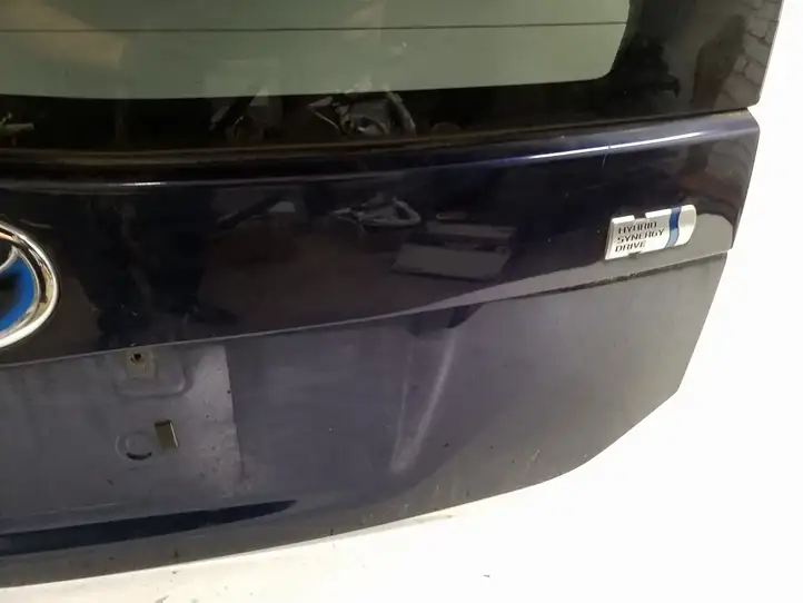 Toyota Prius (XW30) (2009 - 2015) Крышка багажника — фото 13