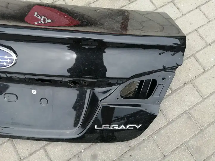 Subaru Legacy (2015 - 2017) Крышка багажника — фото 3