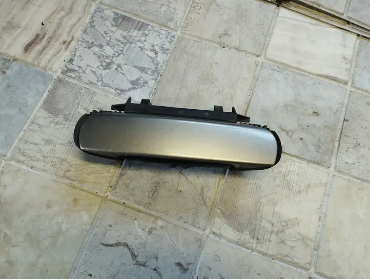 Audi A4 S4 B6 8E 8H (2000 - 2006) 4B0839885 Наружная ручка задней двери — фото 1
