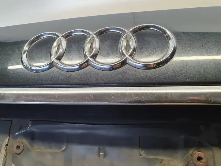 Audi A6 S6 C6 4F (2004 - 2008) Крышка багажника — фото 3