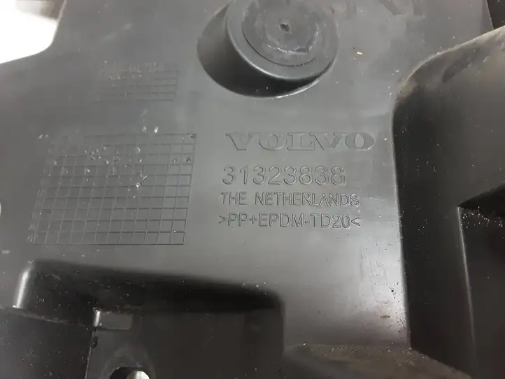 Volvo S60 (2013 - 2018) 31323838 Кронштейн заднего бампера — фото 3