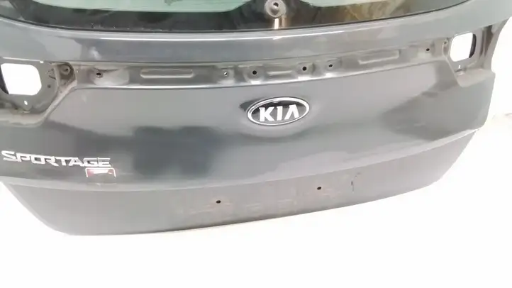 Kia Sportage (2018 - 2021) Крышка багажника — фото 9
