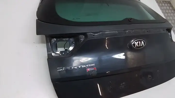 Kia Sportage (2018 - 2021) Крышка багажника — фото 10